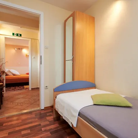 Holiday Home Villa Linda - Big Terraces Holiday home Seget Vranjica